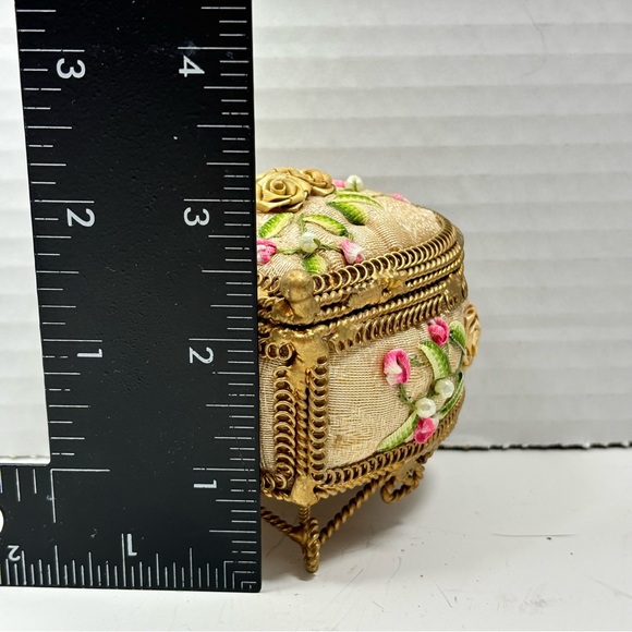 Victorian Style Heart Shaped Trinket Box-Fabric-Ribbon Art/Gild Metal Frame 3in - Picture 12 of 14